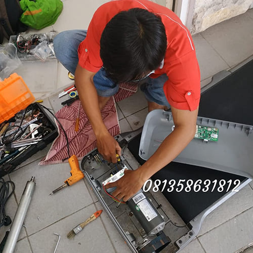 Galeri New Service Treadmill Surabaya (3) Galeri New Service Treadmill Surabaya (3)